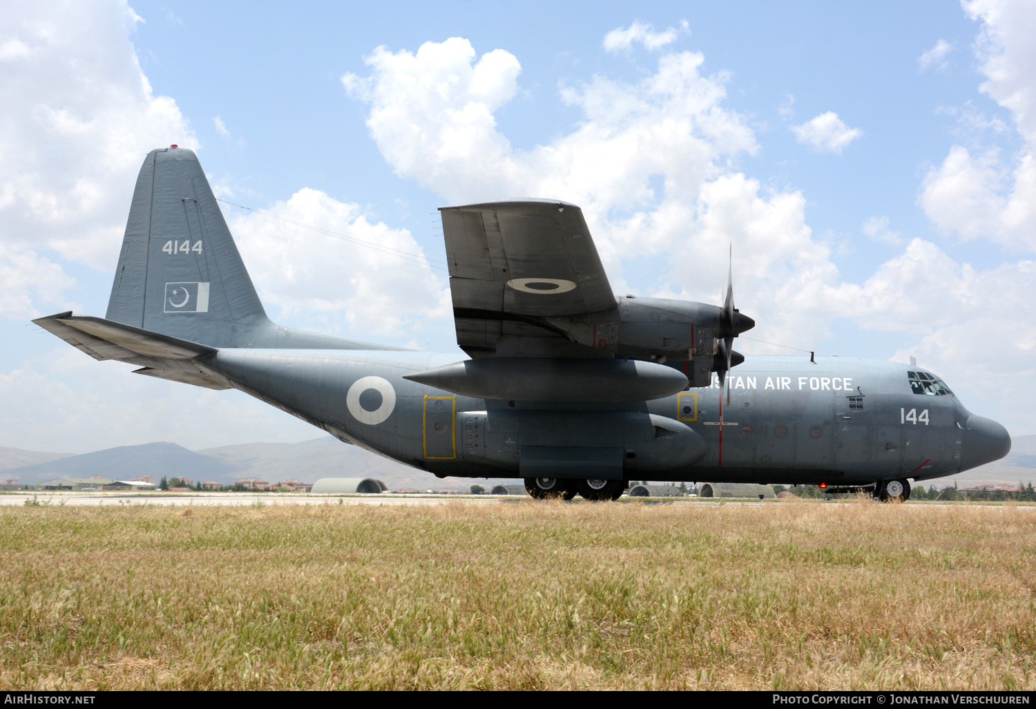 Aircraft Photo of 4144 | Lockheed L-100 Hercules (382B) | Pakistan - Air Force | AirHistory.net #211777