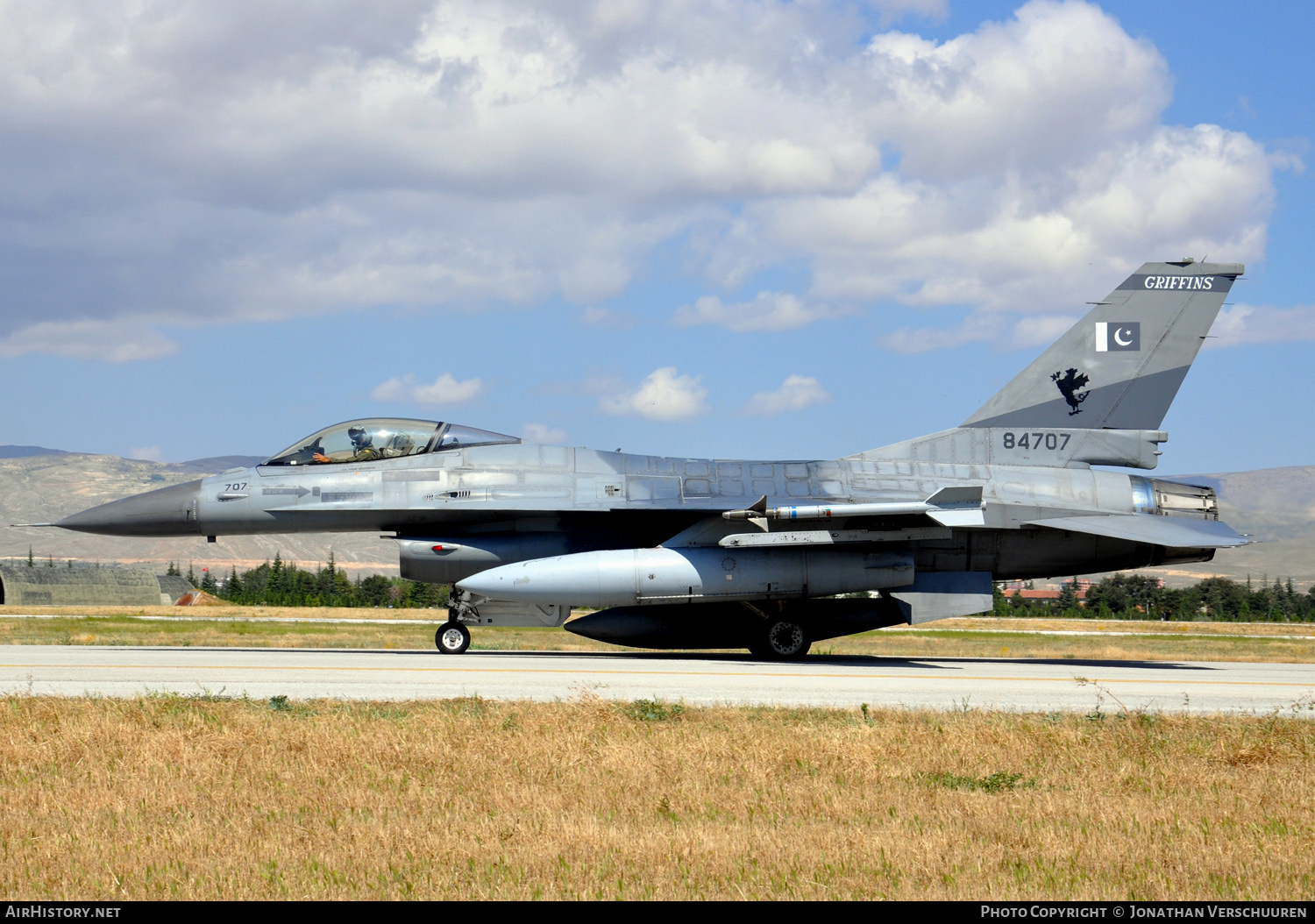 Aircraft Photo of 84707 | General Dynamics F-16AM Fighting Falcon | Pakistan - Air Force | AirHistory.net #211847