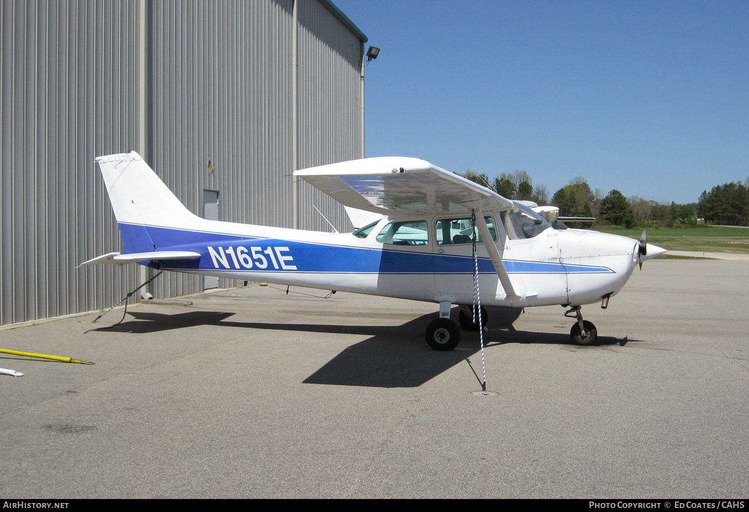 Aircraft Photo of N1651E | Cessna 172N Skyhawk | AirHistory.net #211923