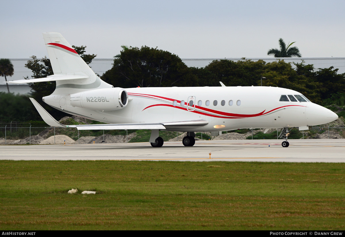 Aircraft Photo of N228BL | Dassault Falcon 2000LX | AirHistory.net #211944