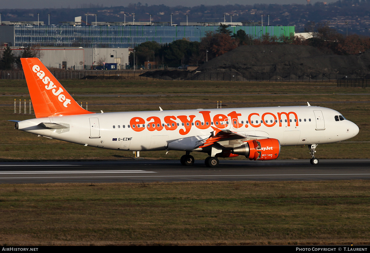 Aircraft Photo of G-EZWF | Airbus A320-214 | EasyJet | AirHistory.net #211970