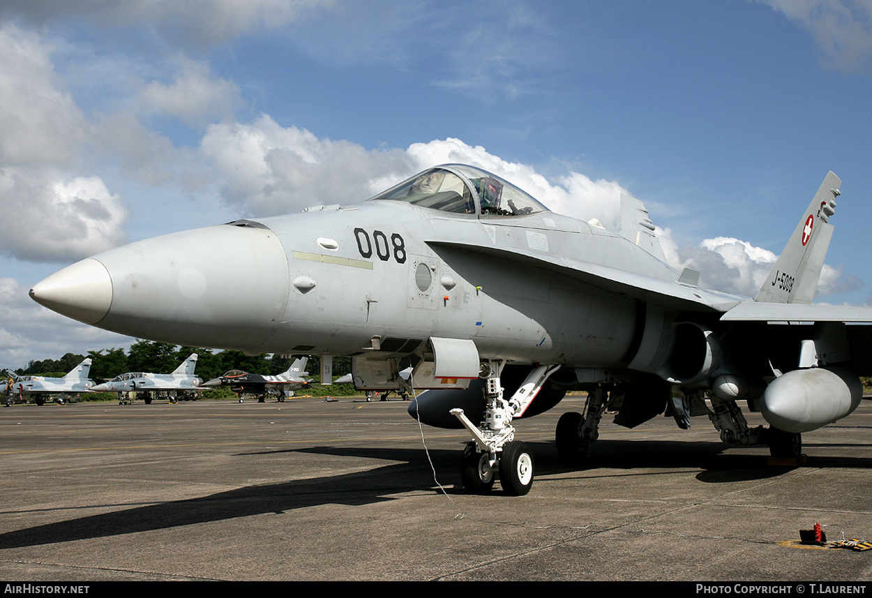 Aircraft Photo of J-5008 | McDonnell Douglas F/A-18C Hornet | Switzerland - Air Force | AirHistory.net #211972