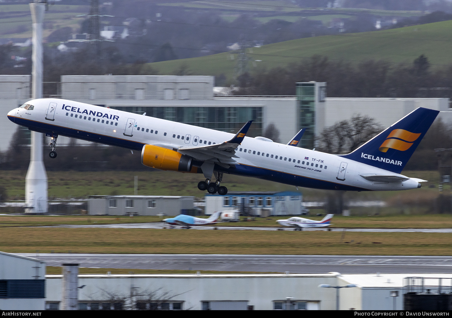 Aircraft Photo of TF-FIK | Boeing 757-256 | Icelandair | AirHistory.net #212094