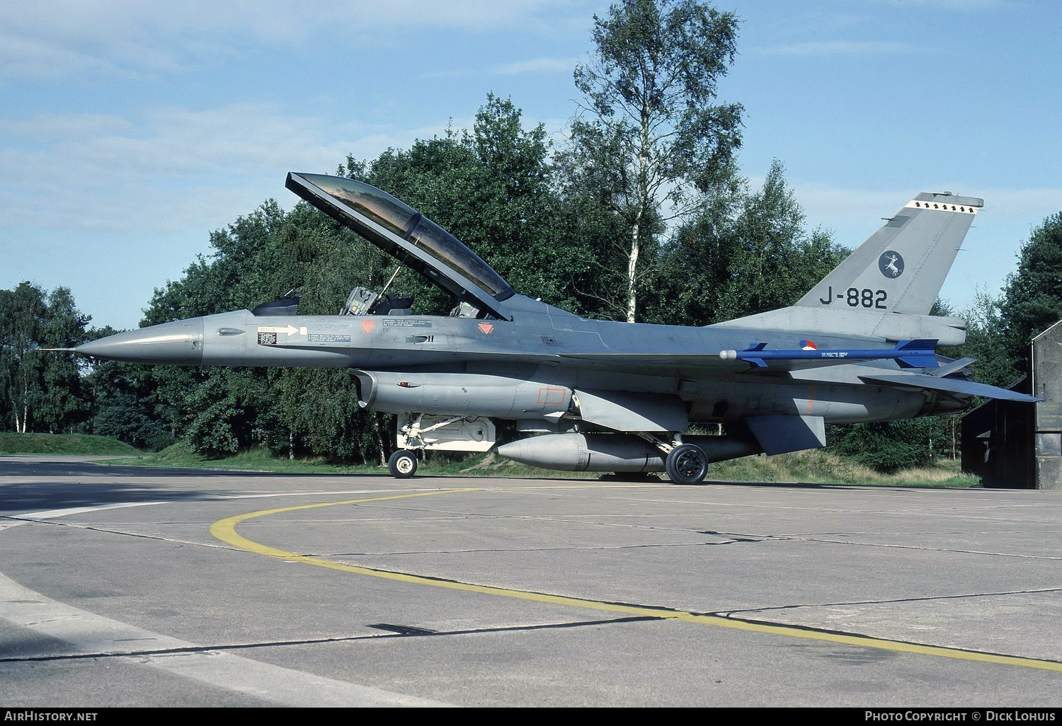 Aircraft Photo of J-882 | General Dynamics F-16B Fighting Falcon | Netherlands - Air Force | AirHistory.net #212105