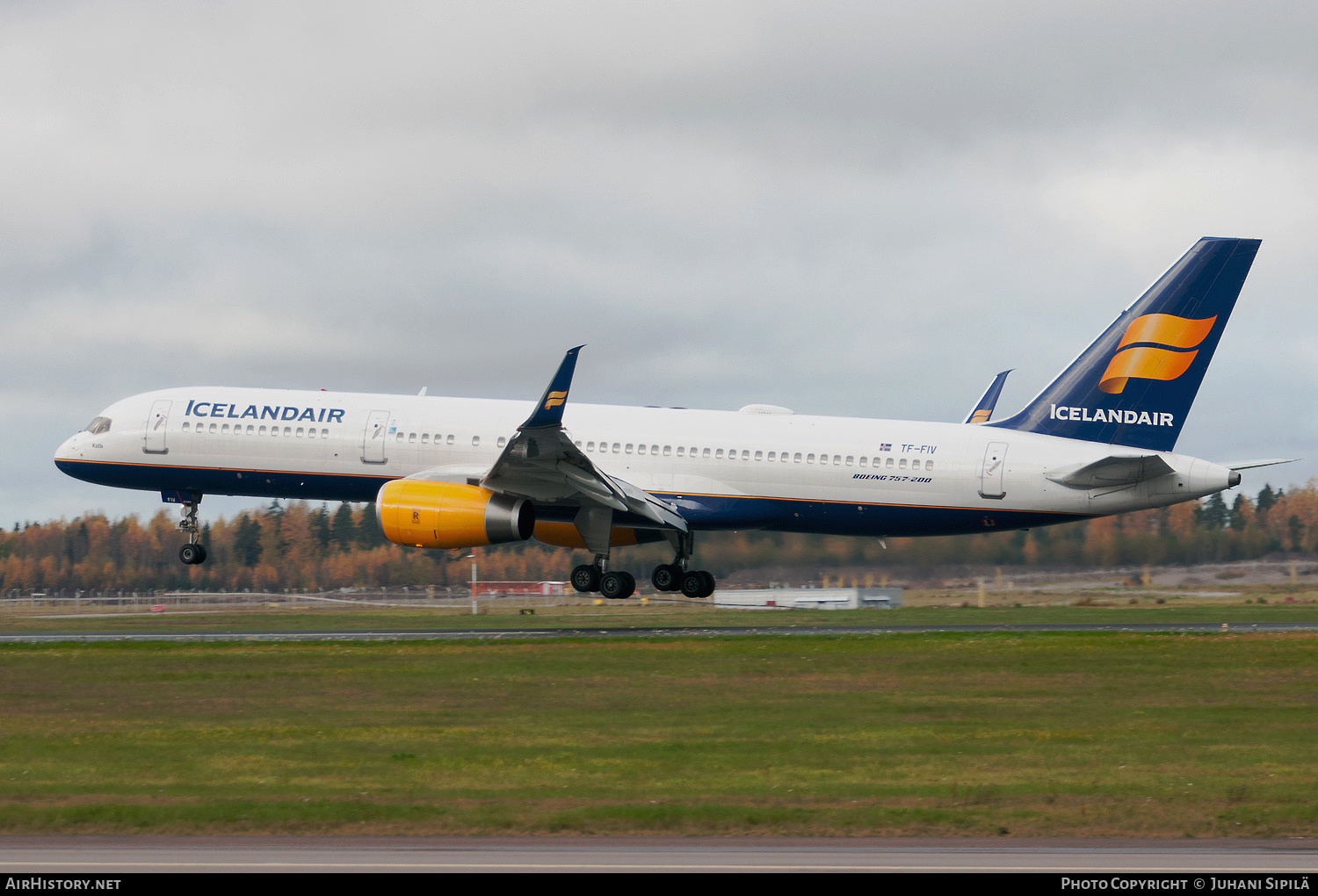 Aircraft Photo of TF-FIV | Boeing 757-208 | Icelandair | AirHistory.net #212234