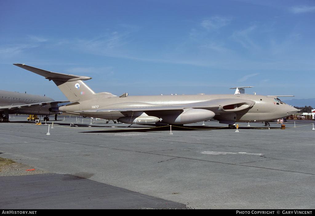 Aircraft Photo of XM717 | Handley Page HP-80 Victor K2 | UK - Air Force | AirHistory.net #212277