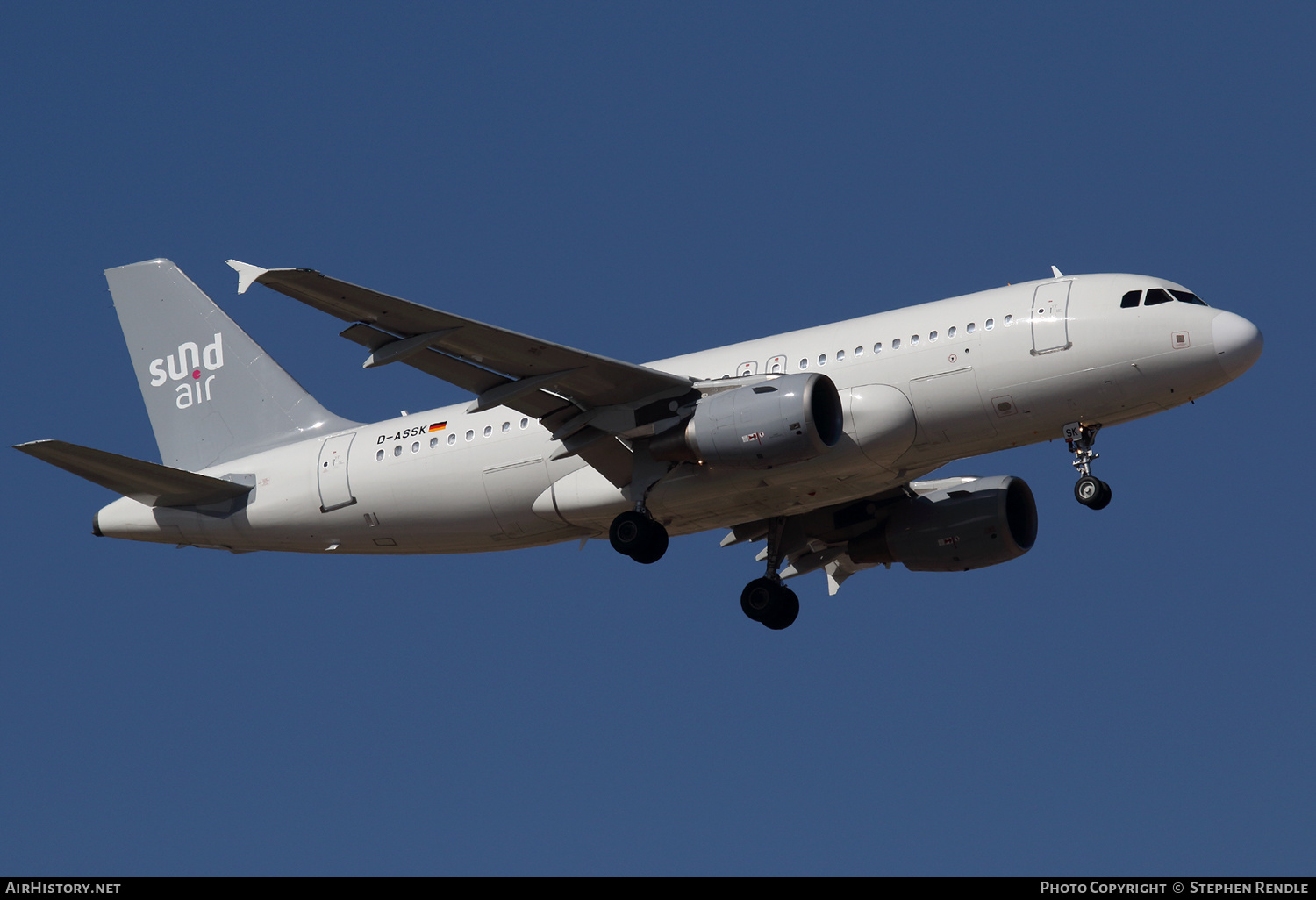 Aircraft Photo of D-ASSK | Airbus A319-111 | Sundair | AirHistory.net #212333
