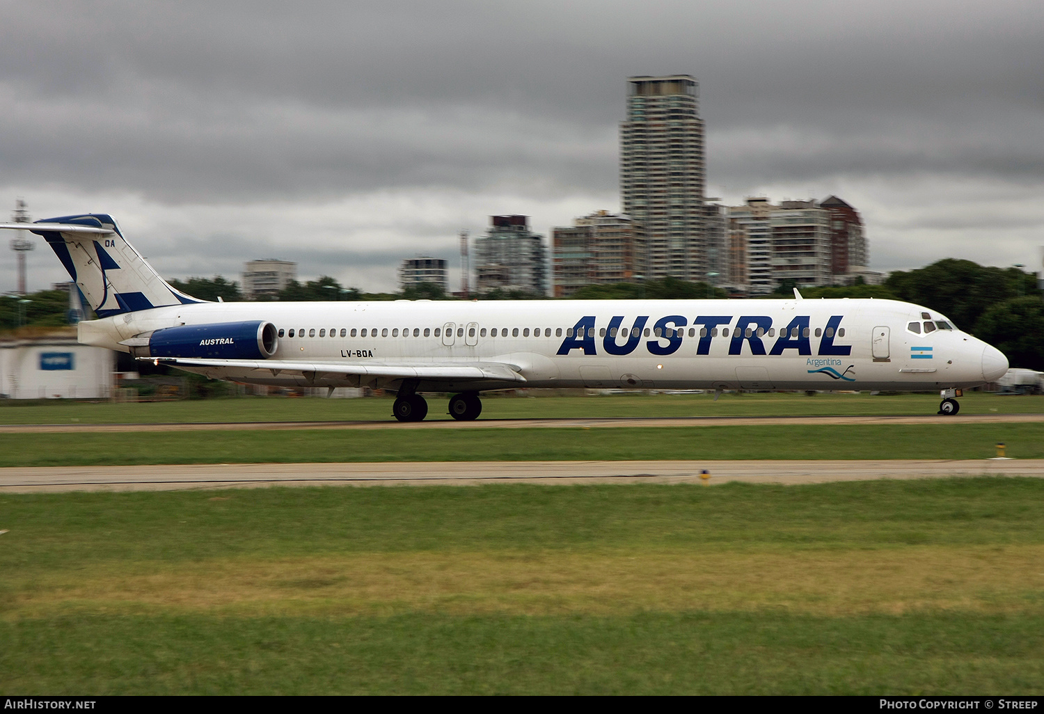 Aircraft Photo of LV-BOA | McDonnell Douglas MD-88 | Austral Líneas Aéreas | AirHistory.net #212424