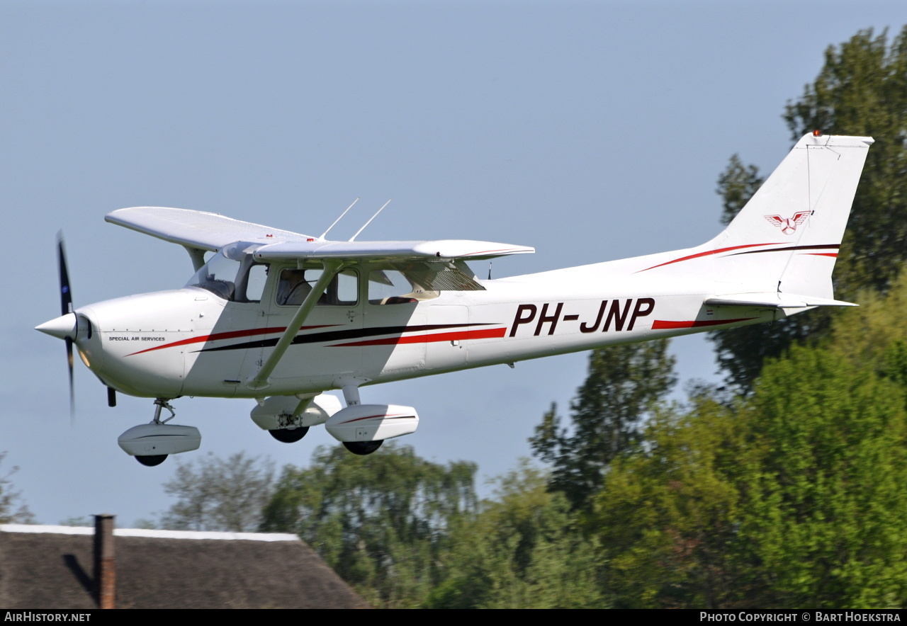 Aircraft Photo of PH-JNP | Cessna 172N Skyhawk 100 | Special Air Services | AirHistory.net #212454