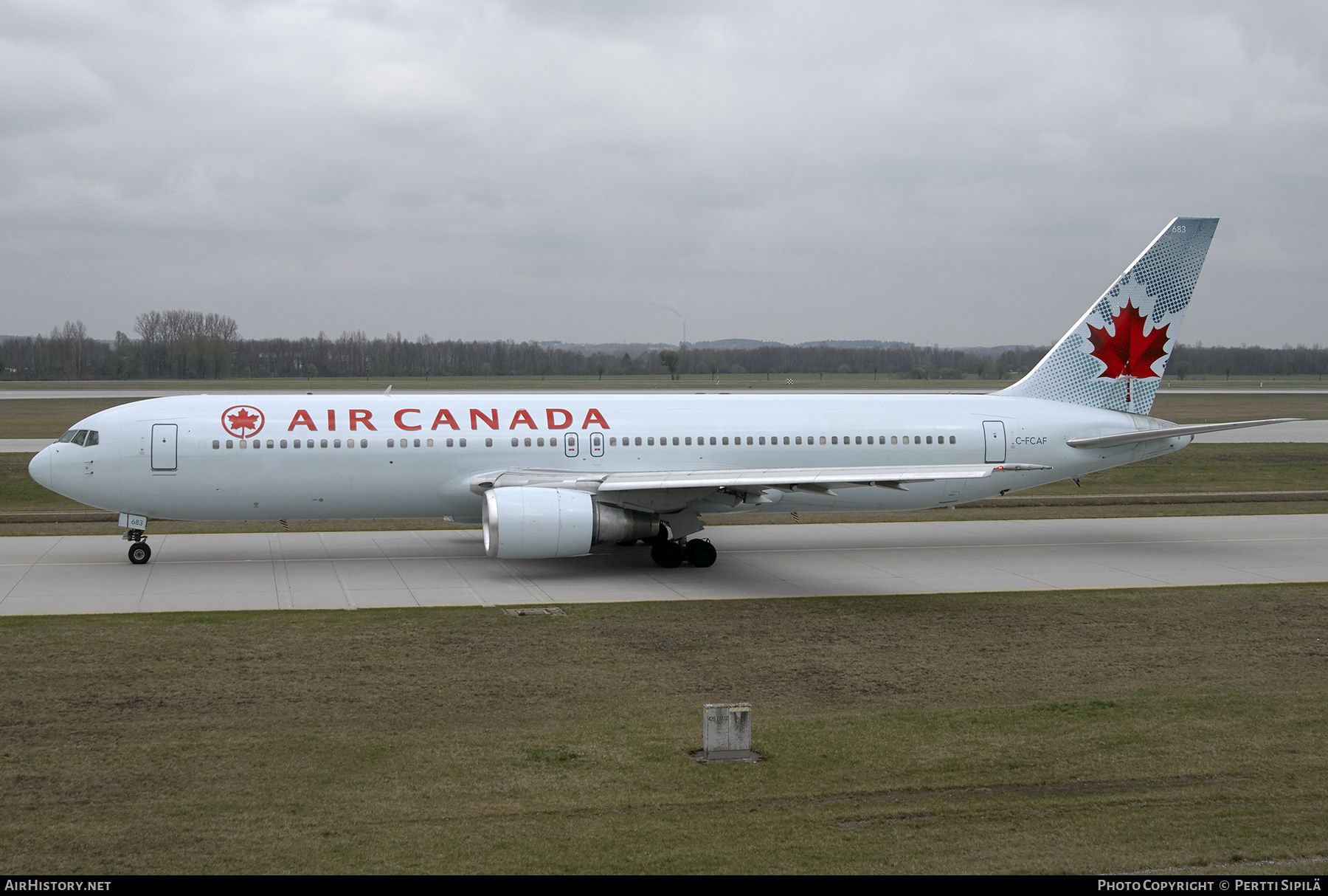 Aircraft Photo of C-FCAF | Boeing 767-375/ER | Air Canada | AirHistory.net #212468