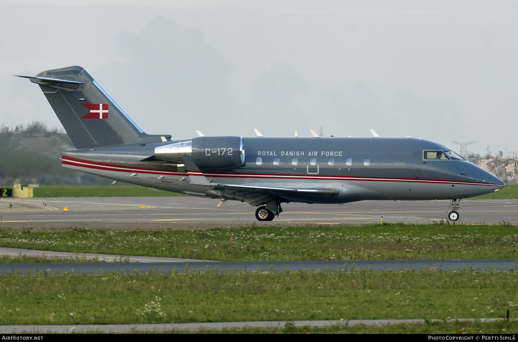 Aircraft Photo of C-172 | Bombardier Challenger 604 (CL-600-2B16) | Denmark - Air Force | AirHistory.net #212472