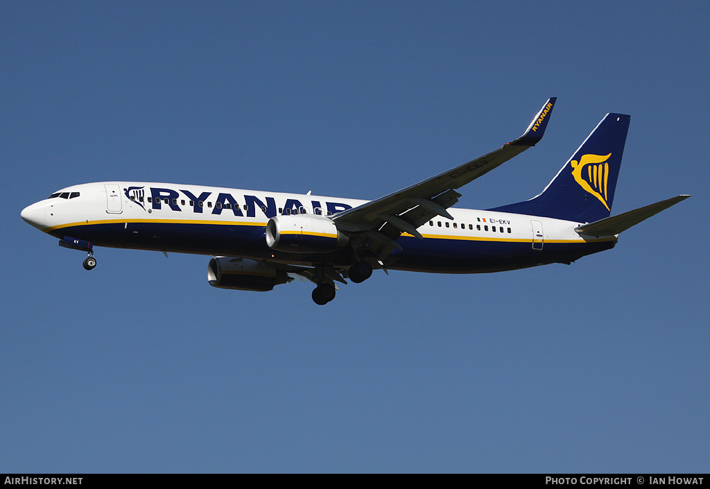 Aircraft Photo of EI-EKV | Boeing 737-8AS | Ryanair | AirHistory.net #212508