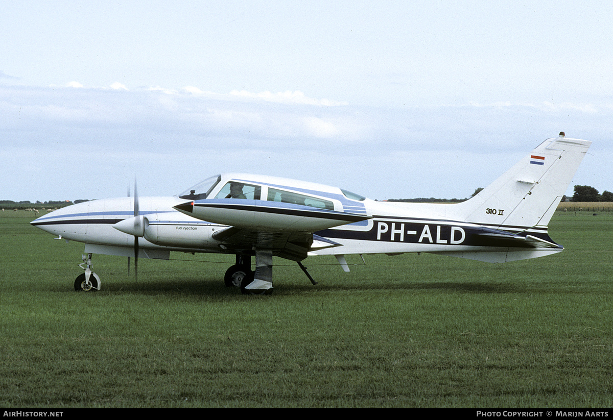 Aircraft Photo of PH-ALD | Cessna 310R II | AirHistory.net #212513