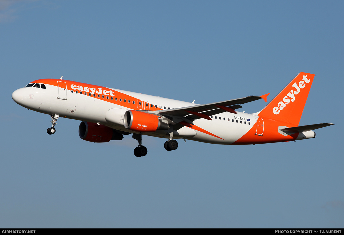 Aircraft Photo of G-EZTR | Airbus A320-214 | EasyJet | AirHistory.net #212616