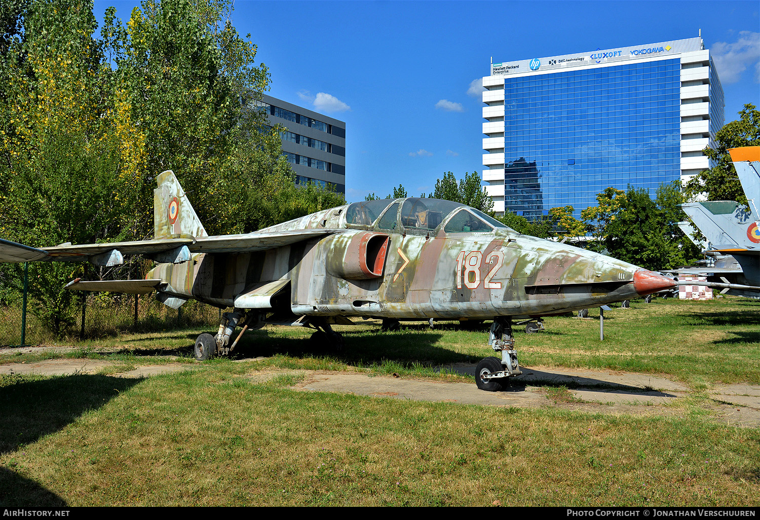 Aircraft Photo of 182 | Craiova IAR-93DC Vultur | Romania - Air Force | AirHistory.net #212722