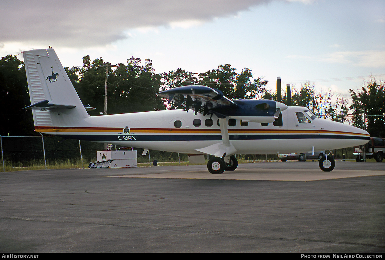 Aircraft Photo of C-GMPX | De Havilland Canada DHC-6-300 Twin Otter | Royal Canadian Mounted Police | AirHistory.net #212740