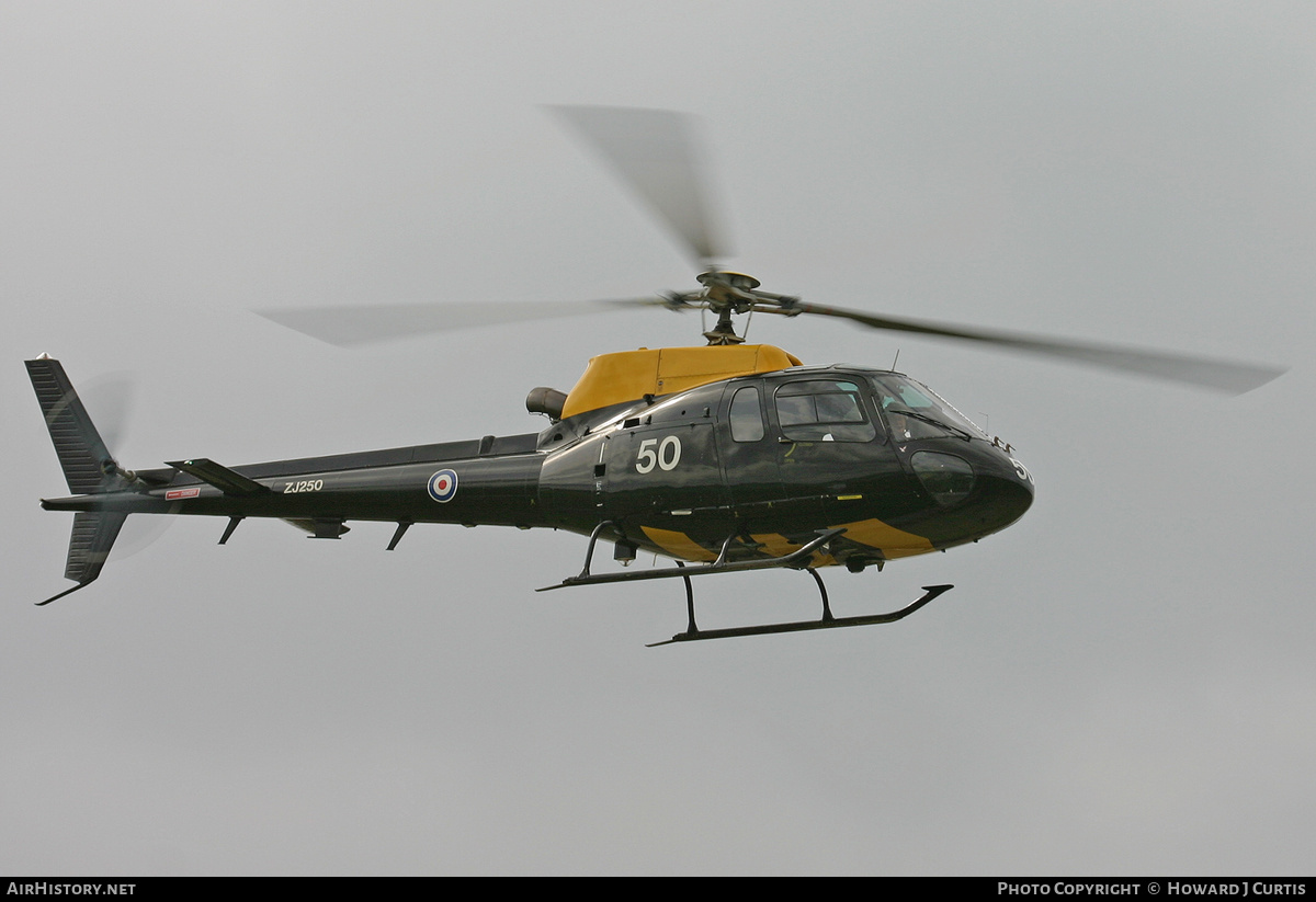 Aircraft Photo of ZJ250 | Eurocopter AS-350BB Squirrel HT1 | UK - Air Force | AirHistory.net #212916