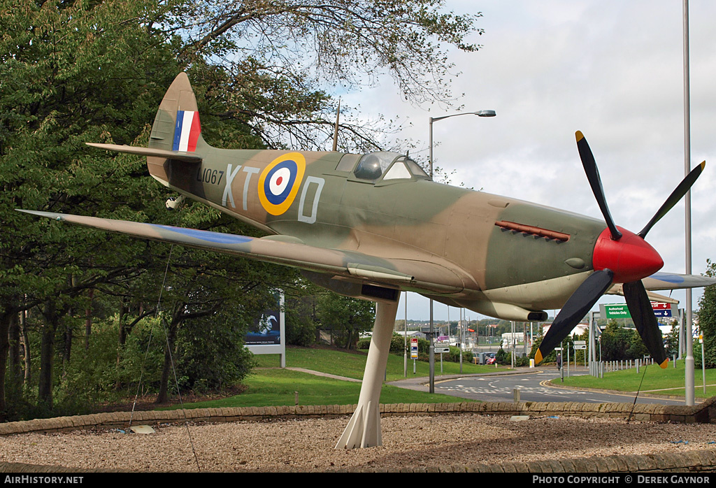 Aircraft Photo of L1067 | Supermarine Spitfire (model) | UK - Air Force | AirHistory.net #212961