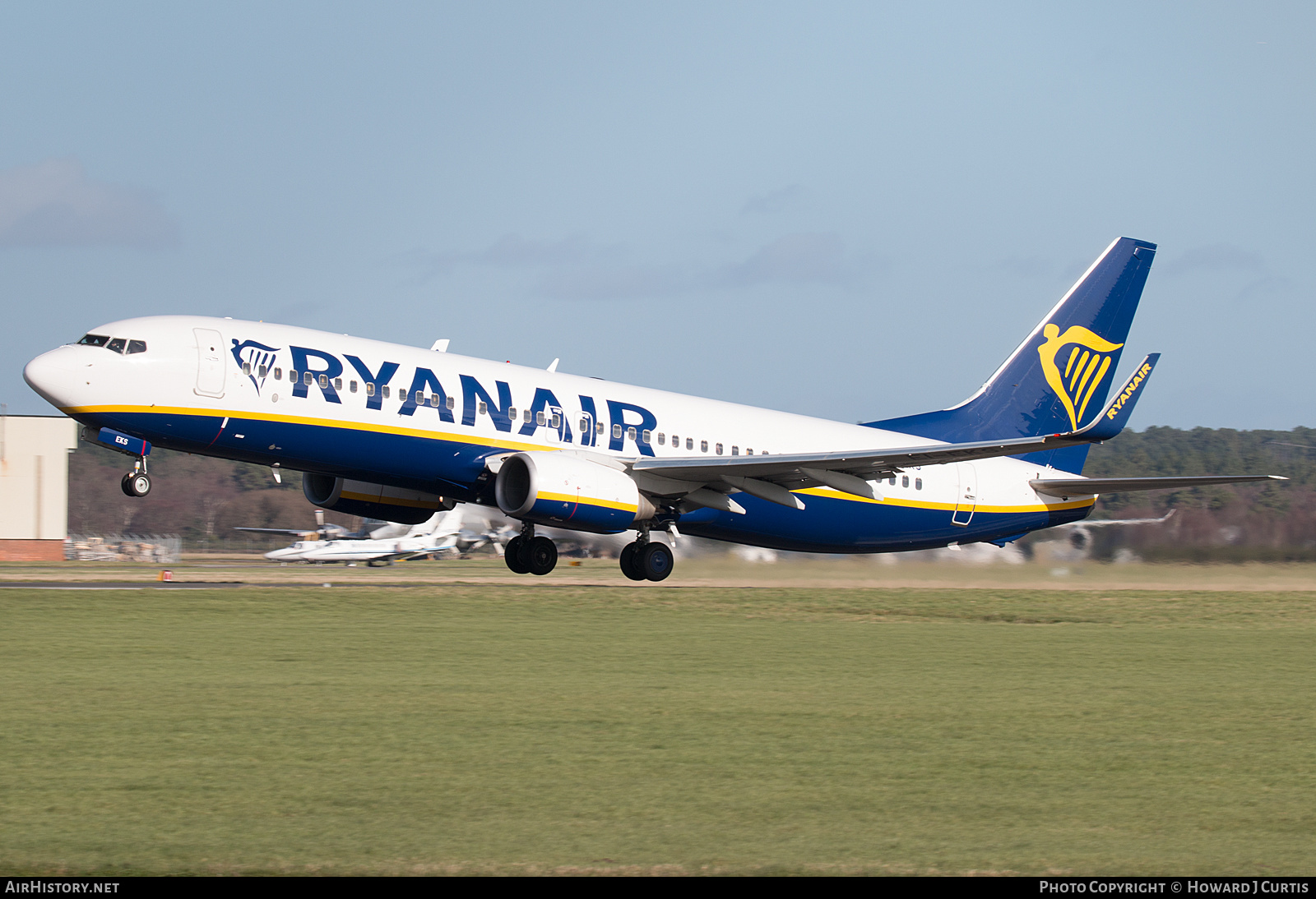 Aircraft Photo of EI-EKS | Boeing 737-8AS | Ryanair | AirHistory.net #213046