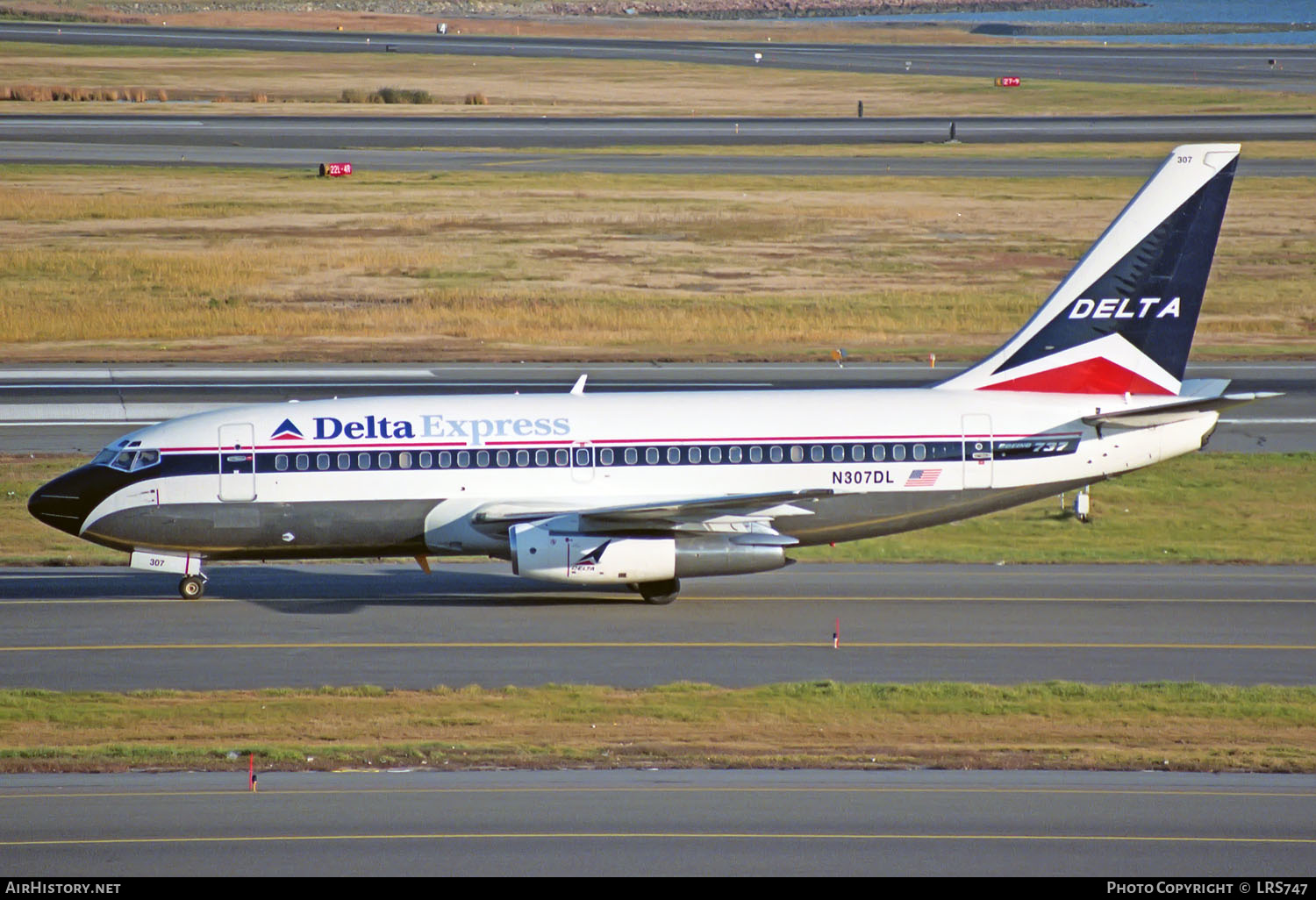 Aircraft Photo of N307DL | Boeing 737-232/Adv | Delta Express | AirHistory.net #213078