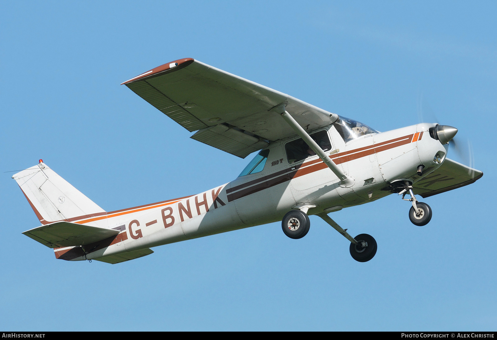 Aircraft Photo of G-BNHK | Cessna 152 | AirHistory.net #213153
