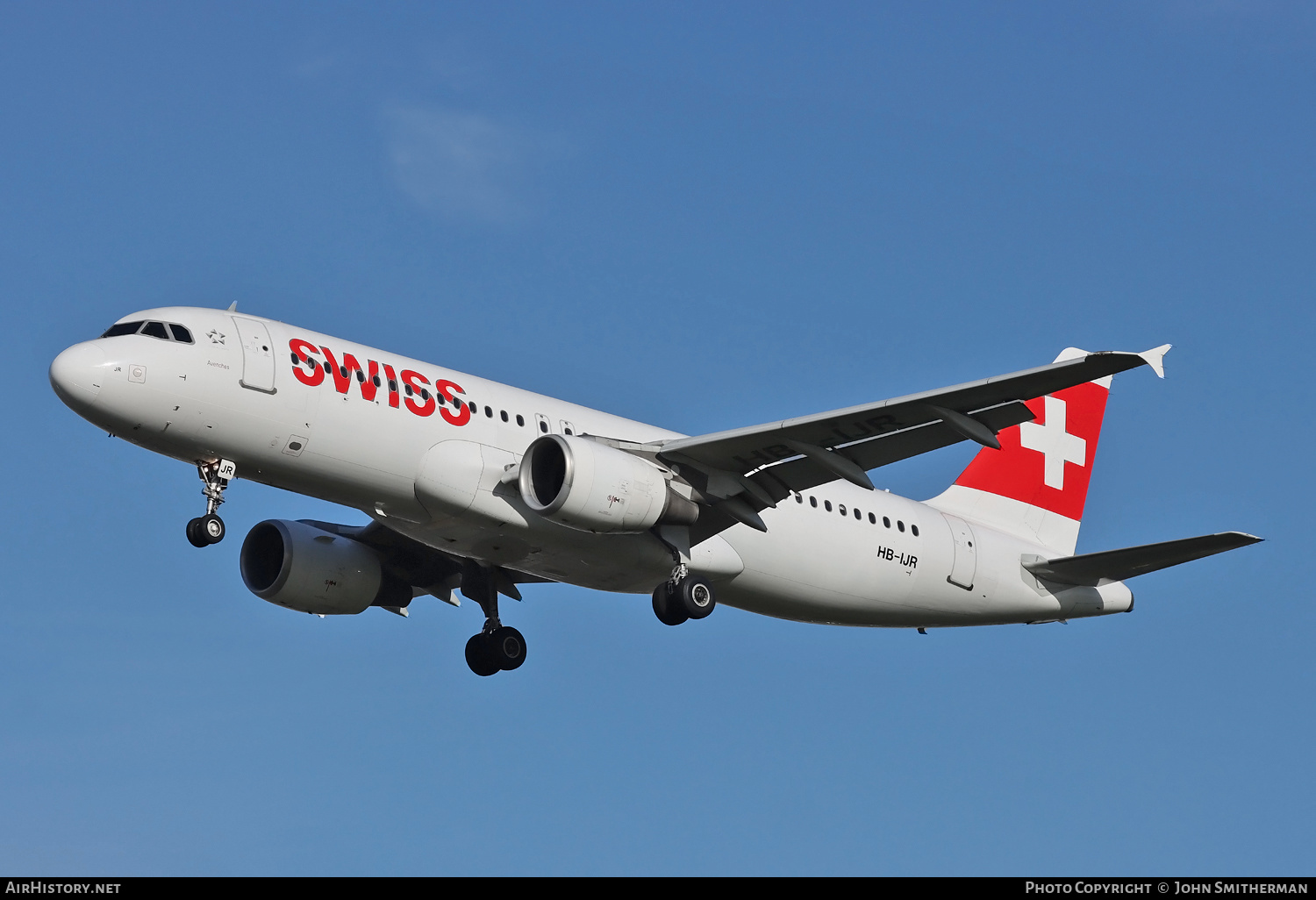 Aircraft Photo of HB-IJR | Airbus A320-214 | Swiss International Air Lines | AirHistory.net #213221