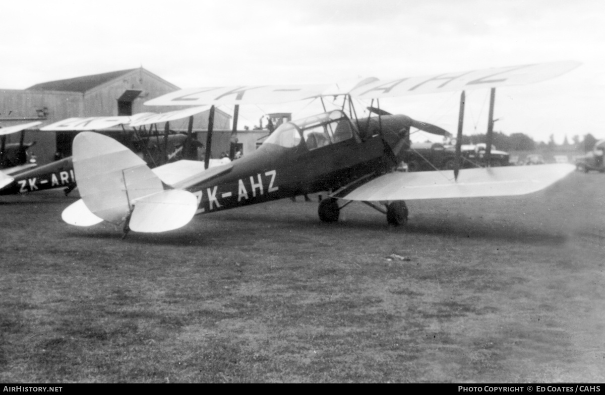 Aircraft Photo of ZK-AHZ | De Havilland D.H. 82A Tiger Moth | AirHistory.net #213264