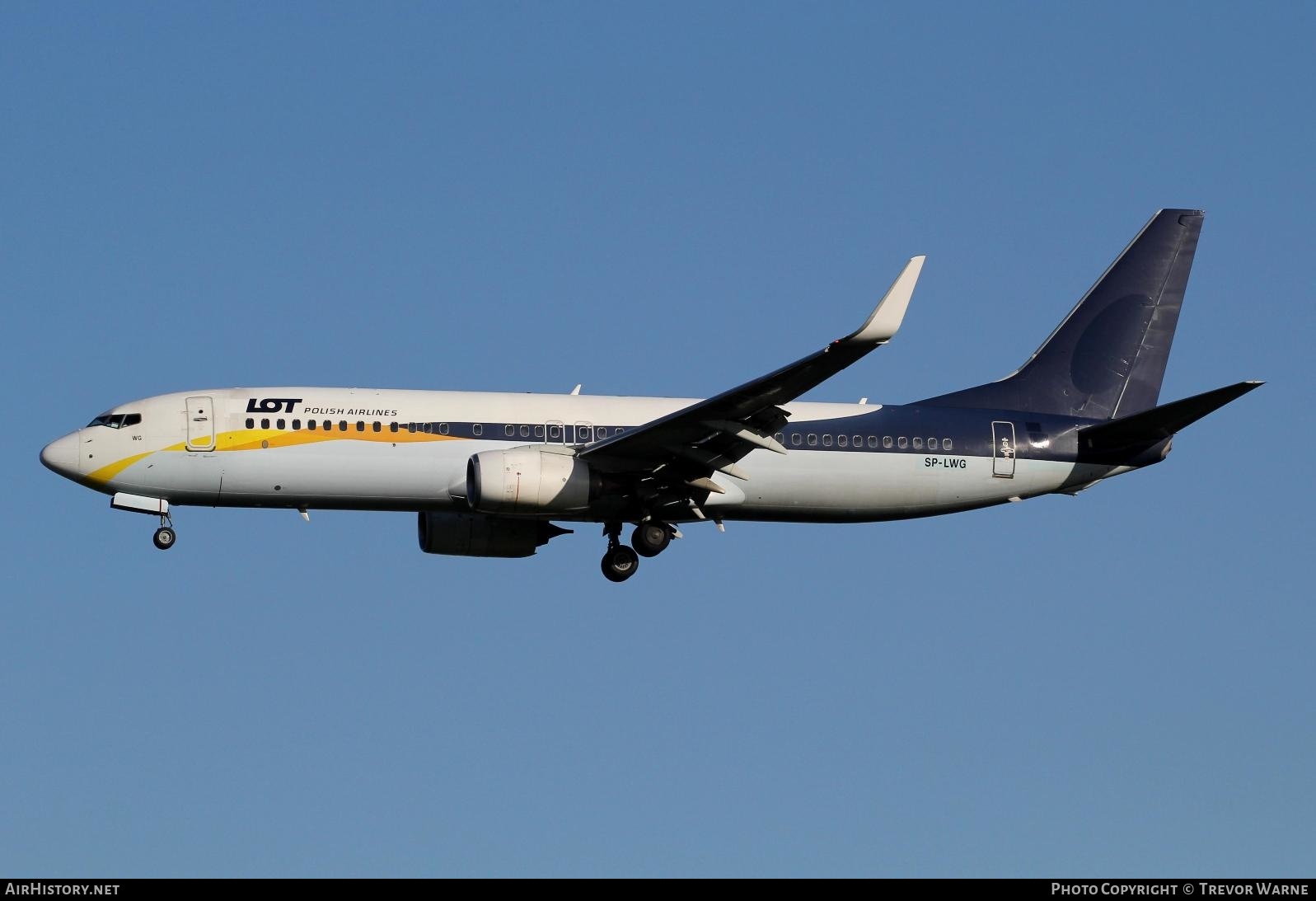 Aircraft Photo of SP-LWG | Boeing 737-86N | LOT Polish Airlines - Polskie Linie Lotnicze | AirHistory.net #213301