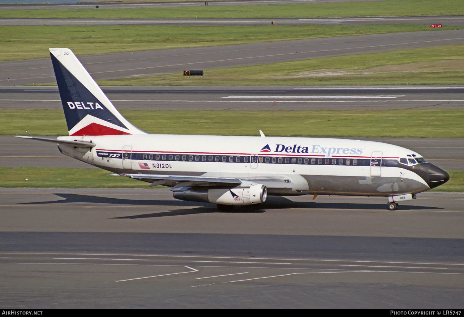 Aircraft Photo of N312DL | Boeing 737-232/Adv | Delta Express | AirHistory.net #213353