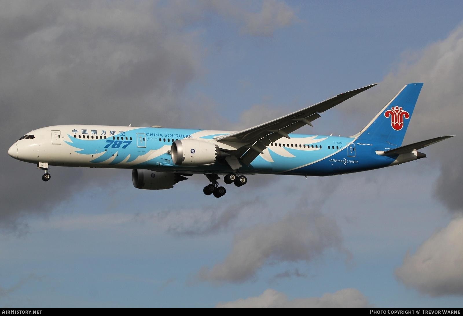 Aircraft Photo of B-1169 | Boeing 787-9 Dreamliner | China Southern Airlines | AirHistory.net #213363