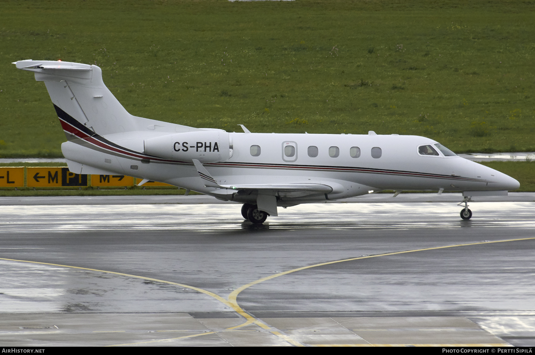 Aircraft Photo of CS-PHA | Embraer EMB-505 Phenom 300 | AirHistory.net #213382