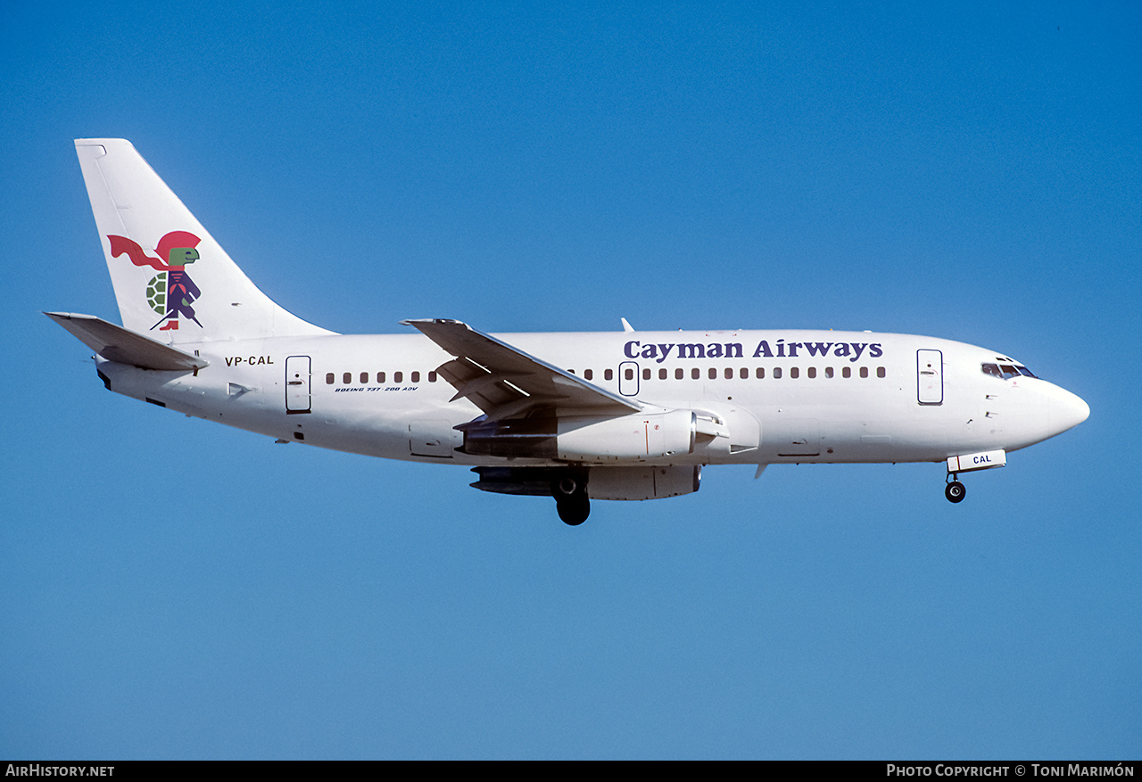 Aircraft Photo of VP-CAL | Boeing 737-205/Adv | Cayman Airways | AirHistory.net #213386