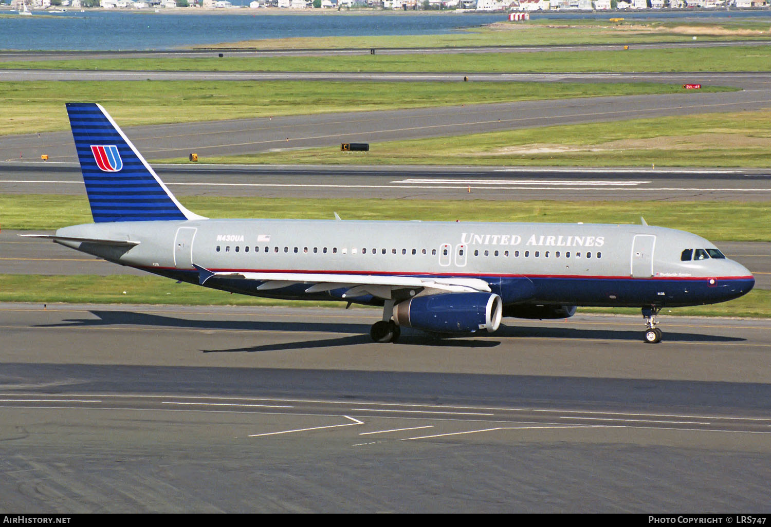 Aircraft Photo of N430UA | Airbus A320-232 | United Airlines | AirHistory.net #213389