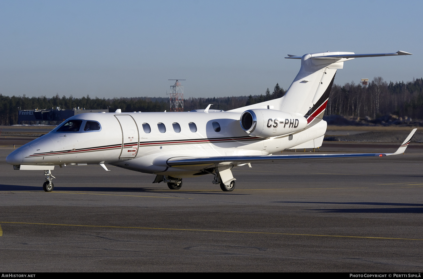 Aircraft Photo of CS-PHD | Embraer EMB-505 Phenom 300 | AirHistory.net #213441