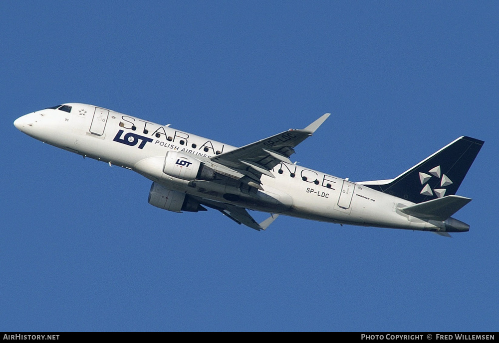 Aircraft Photo of SP-LDC | Embraer 170STD (ERJ-170-100STD) | LOT Polish Airlines - Polskie Linie Lotnicze | AirHistory.net #213552