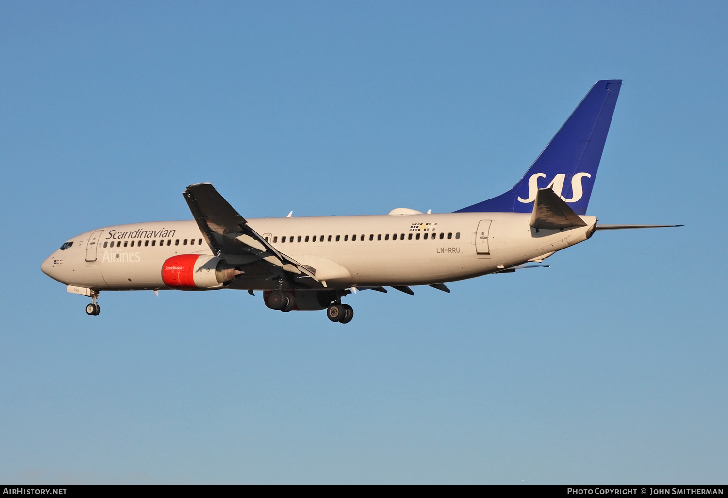 Aircraft Photo of LN-RRU | Boeing 737-883 | Scandinavian Airlines - SAS | AirHistory.net #213565