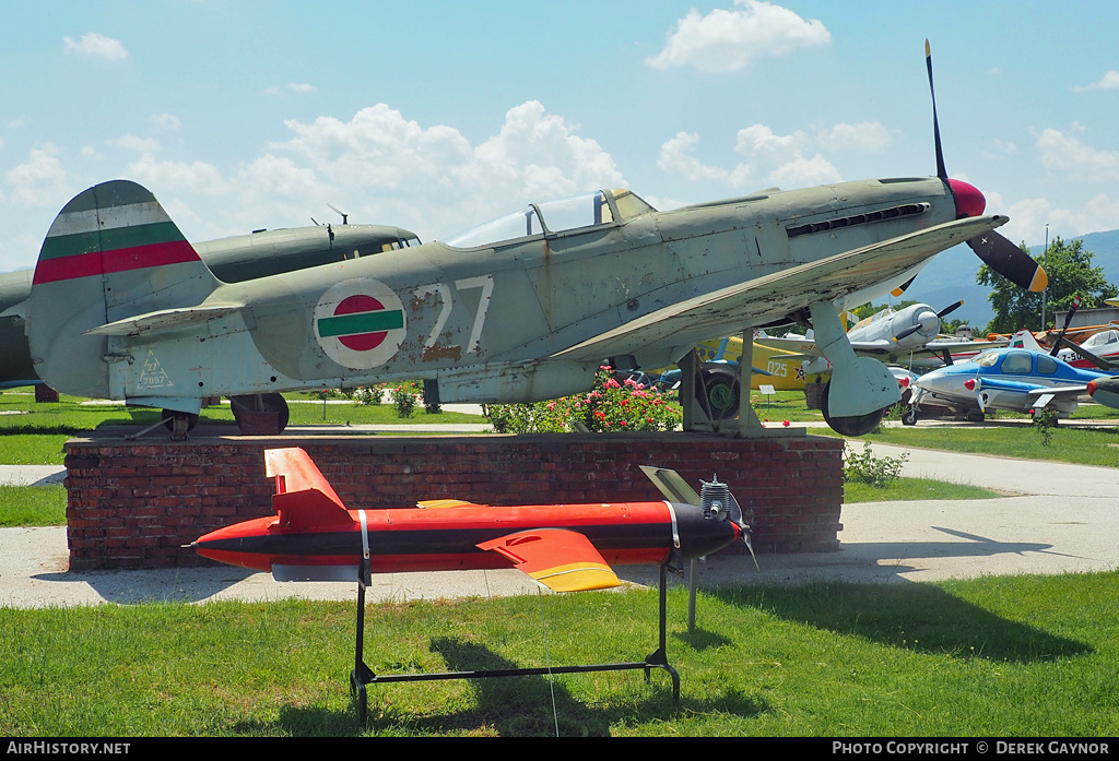 Aircraft Photo of 27 | Yakovlev Yak-9 | Bulgaria - Air Force | AirHistory.net #213634