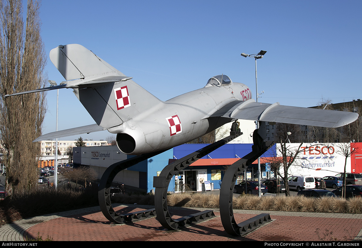 Aircraft Photo of 1527 | PZL-Mielec Lim-2 (MiG-15) | Poland - Air Force | AirHistory.net #213649