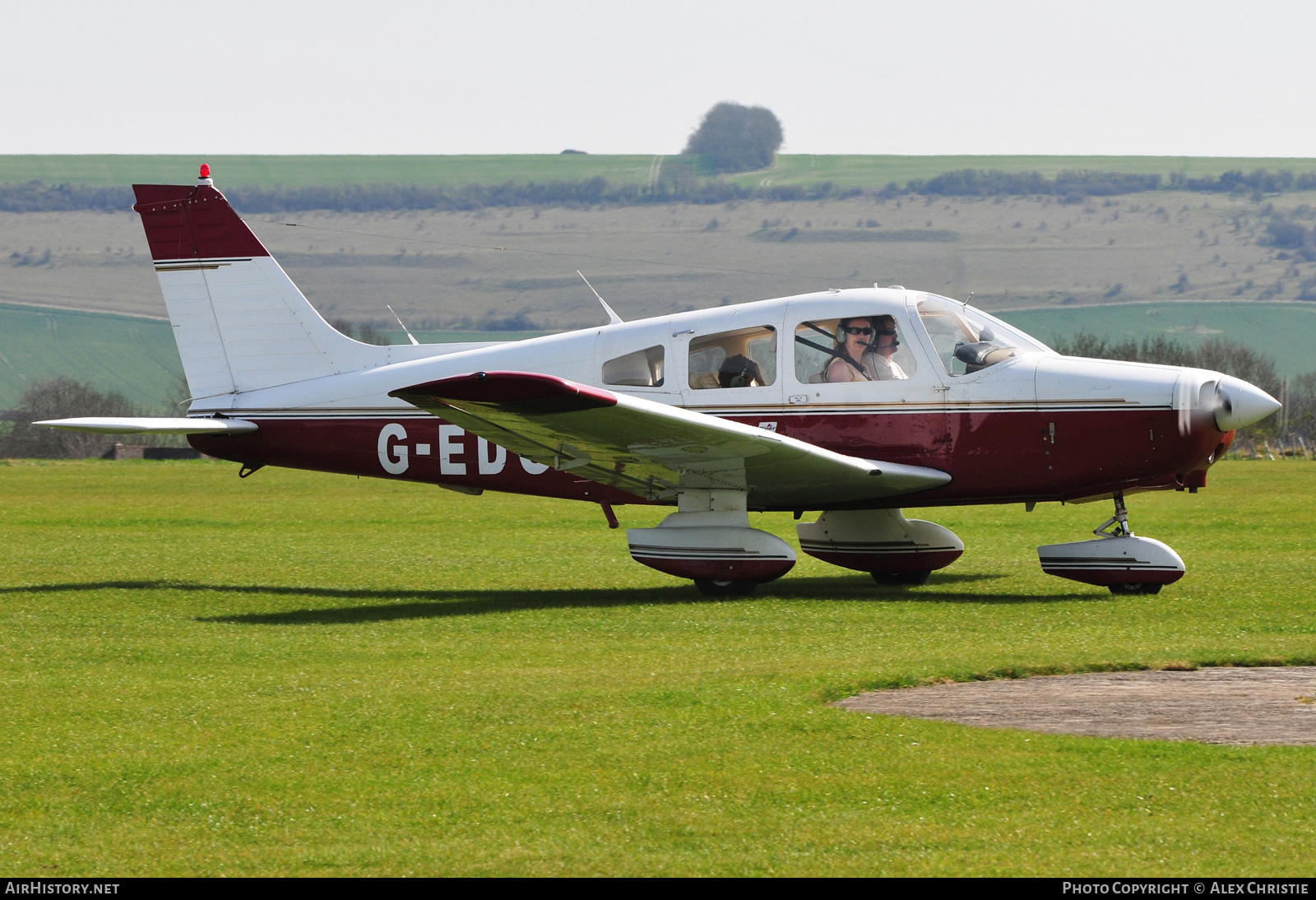 Aircraft Photo of G-EDGI | Piper PA-28-161 Warrior II | AirHistory.net #213732