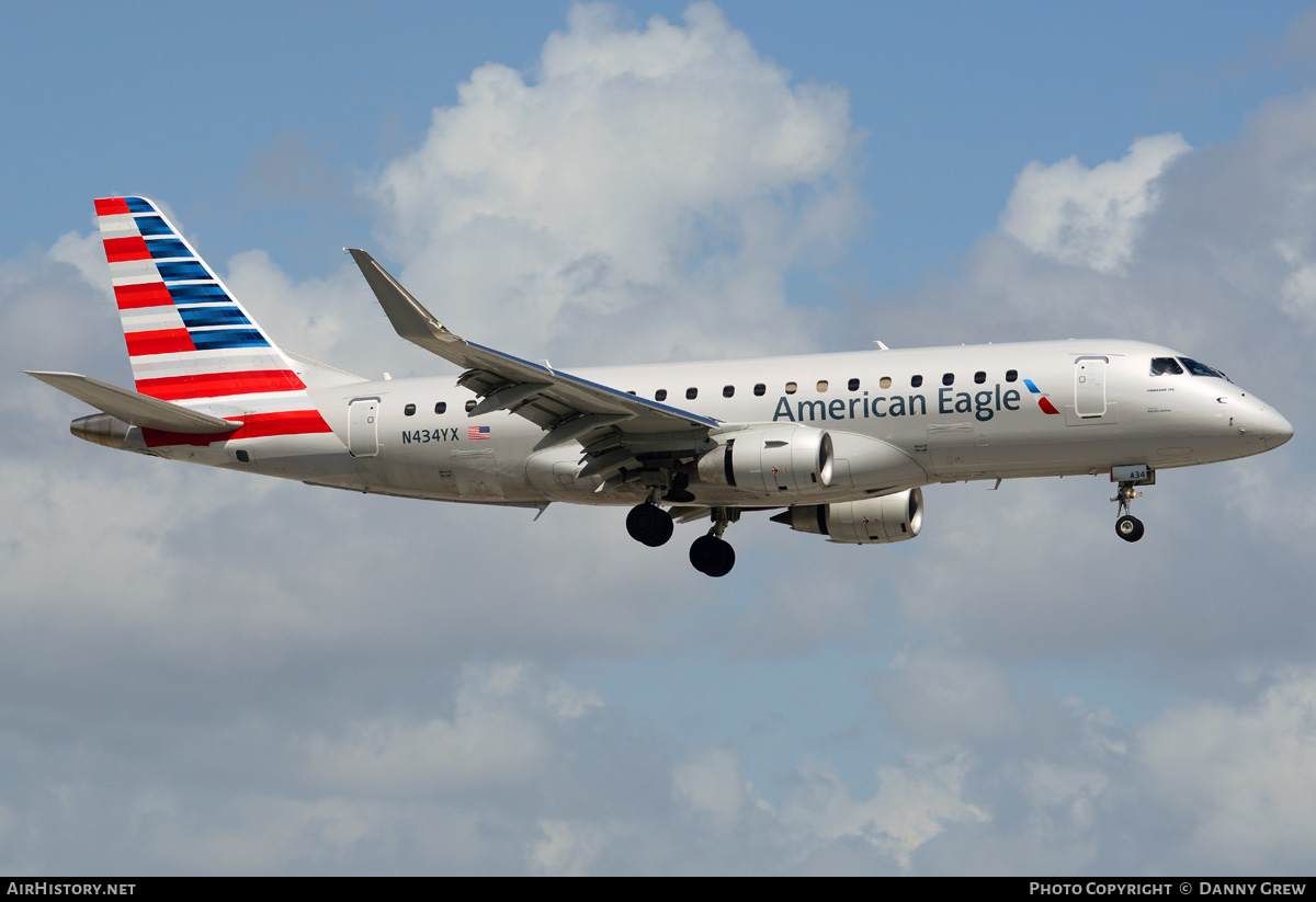 Aircraft Photo of N434YX | Embraer 175LR (ERJ-170-200LR) | American Eagle | AirHistory.net #213760