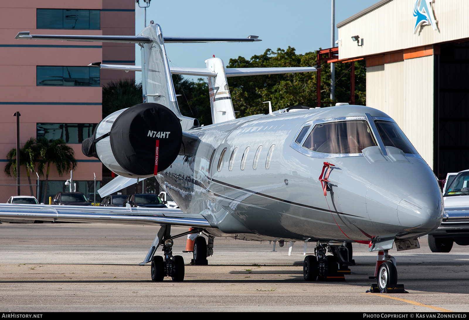 Aircraft Photo of N74HT | Learjet 60 | AirHistory.net #213766