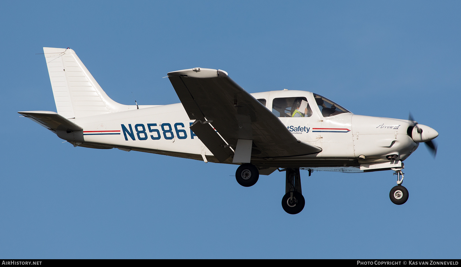 Aircraft Photo of N8586A | Piper PA-28R-201 Arrow III | FlightSafety International | AirHistory.net #213811
