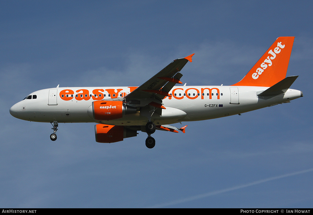 Aircraft Photo of G-EZFX | Airbus A319-111 | EasyJet | AirHistory.net #213830