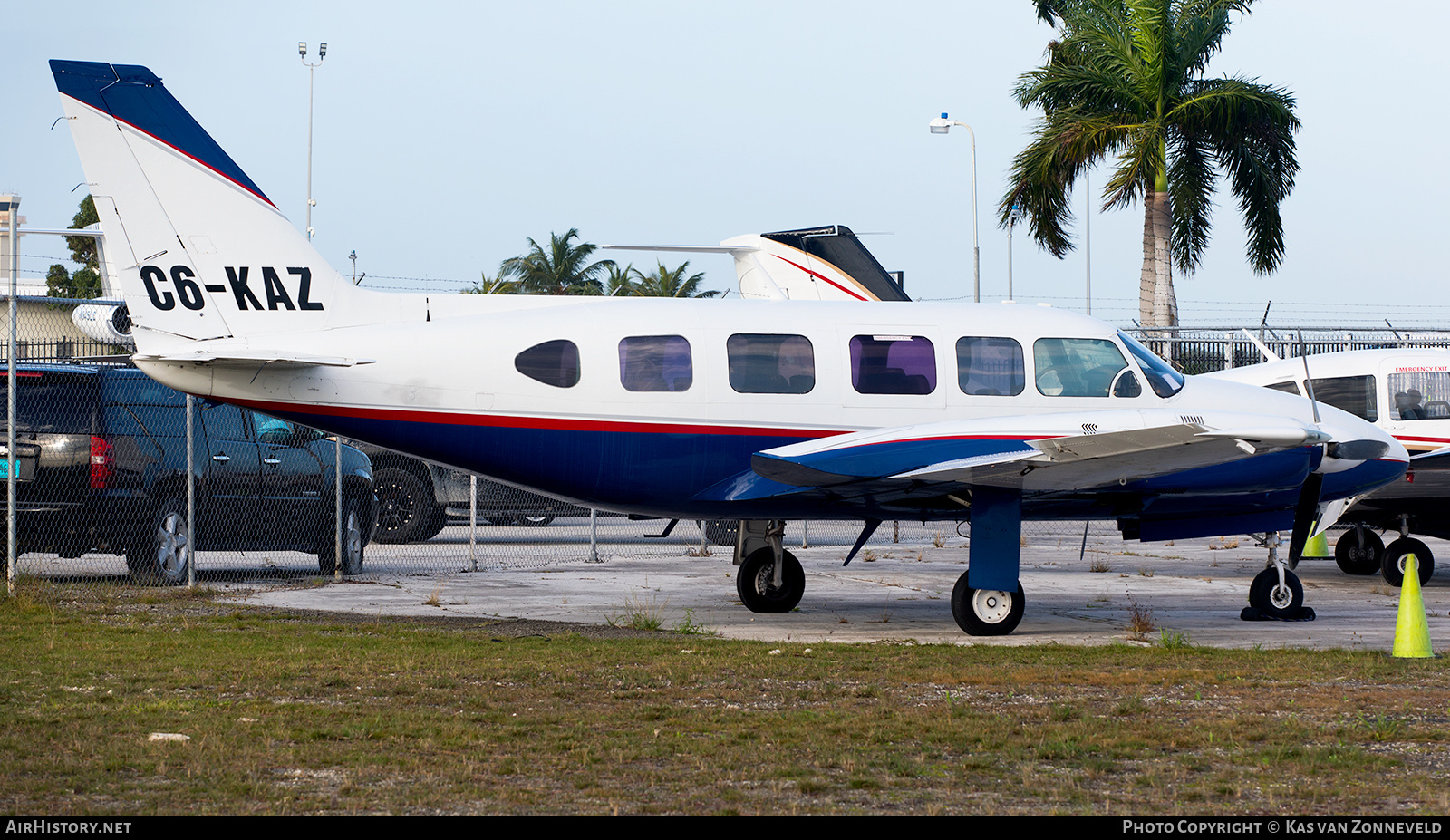 Aircraft Photo of C6-KAZ | Piper PA-31-350 Navajo Chieftain | AirHistory.net #213857