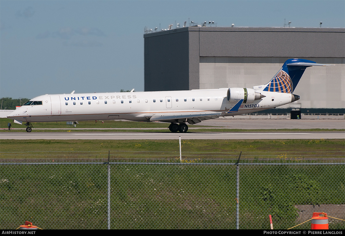 Aircraft Photo of N157GJ | Bombardier CRJ-701ER (CL-600-2C10) | United Express | AirHistory.net #213893