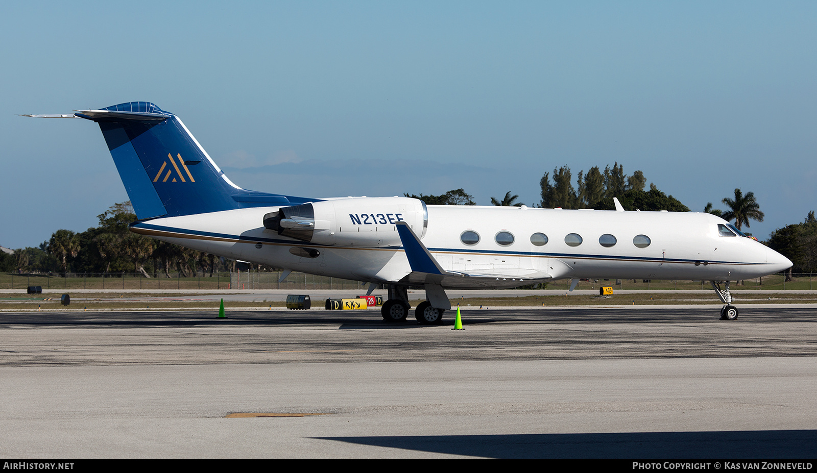 Aircraft Photo of N213EF | Gulfstream Aerospace G-IV Gulfstream IV-SP | AirHistory.net #213993