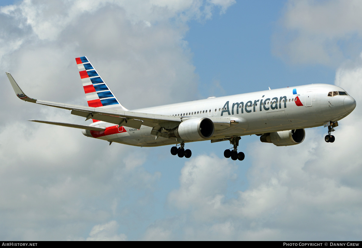 Aircraft Photo of N382AN | Boeing 767-323/ER | American Airlines | AirHistory.net #214001