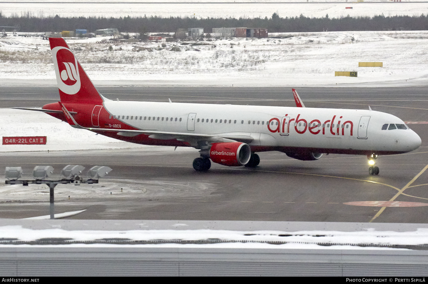 Aircraft Photo of D-ABCQ | Airbus A321-211 | Air Berlin | AirHistory.net #214005