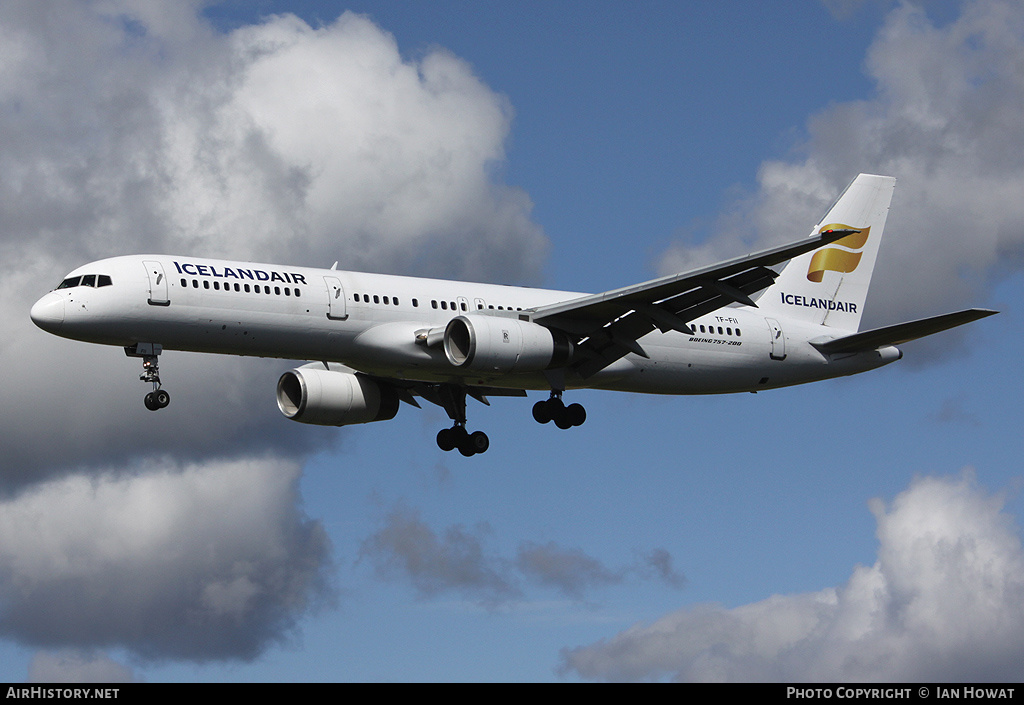 Aircraft Photo of TF-FII | Boeing 757-208 | Icelandair | AirHistory.net #214069