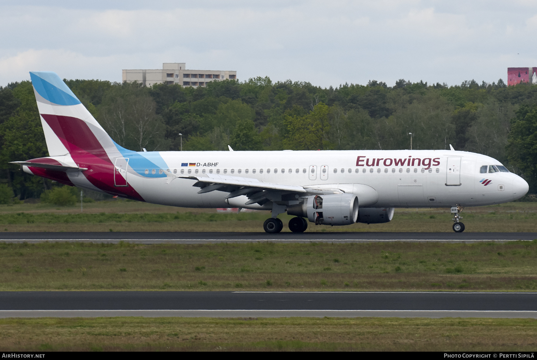 Aircraft Photo of D-ABHF | Airbus A320-214 | Eurowings | AirHistory.net #214096